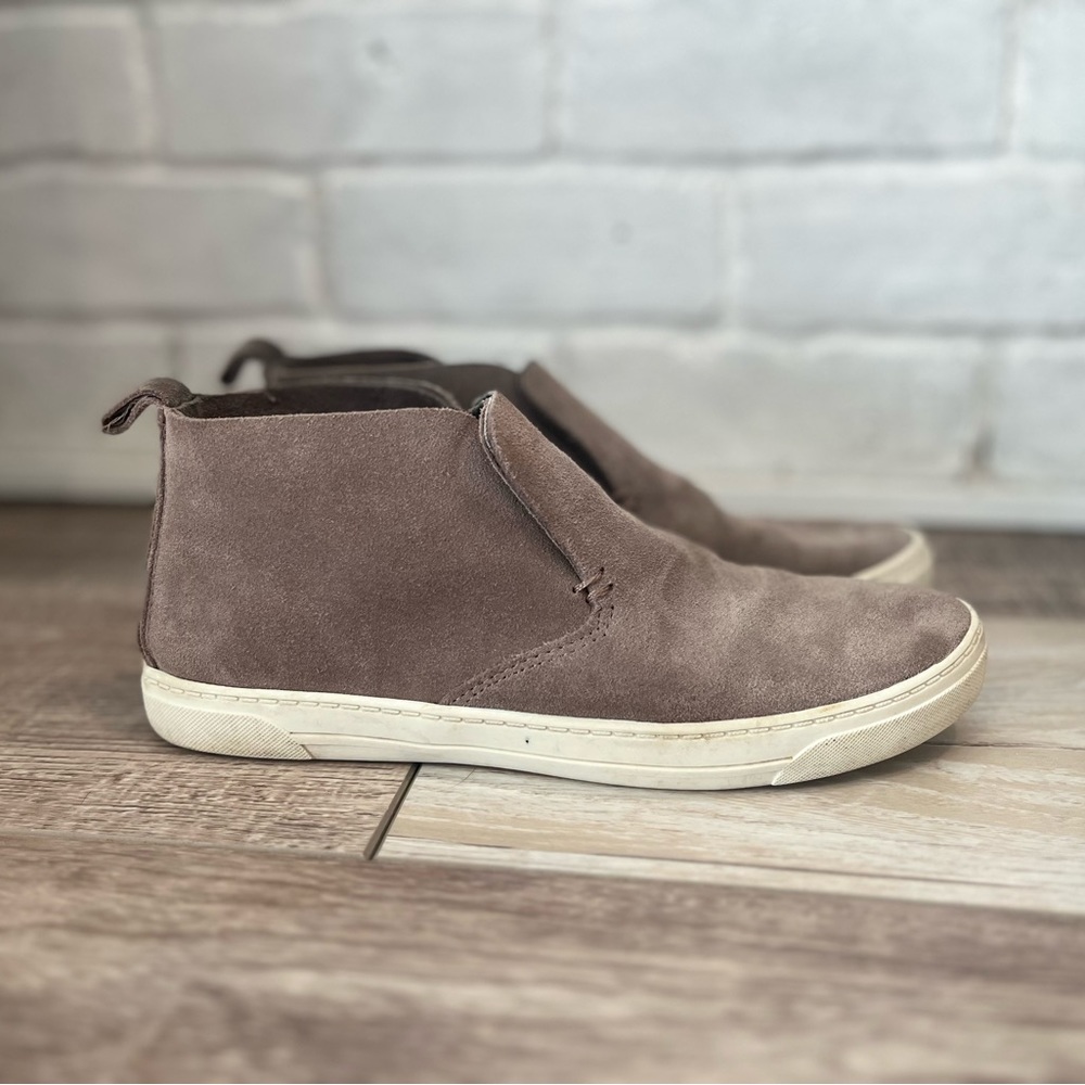 Sz 7.5 DV by Dolce Vita suede leather shoes